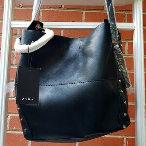 BNWT Zara Studded Magnetic Spacious hobo charm hoop cosmetic adjustable (OS)